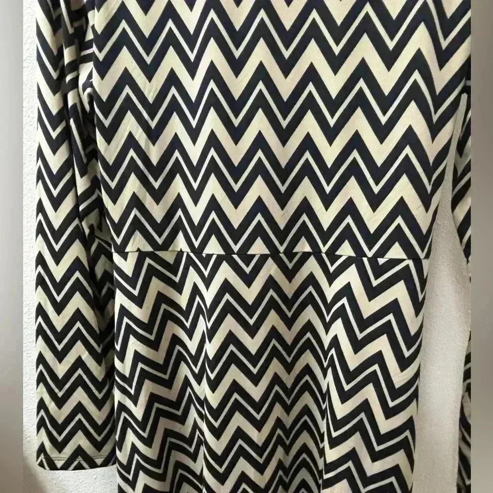 INC size Large women’s dress tan and black chevron pattern. Flattering and soft! - Picture 2 of 5